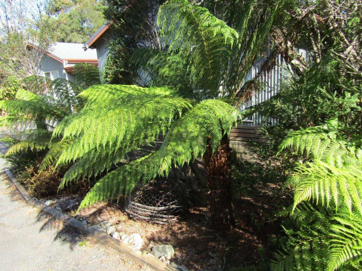 The Crays Accommodation Strahan Buitenkant foto
