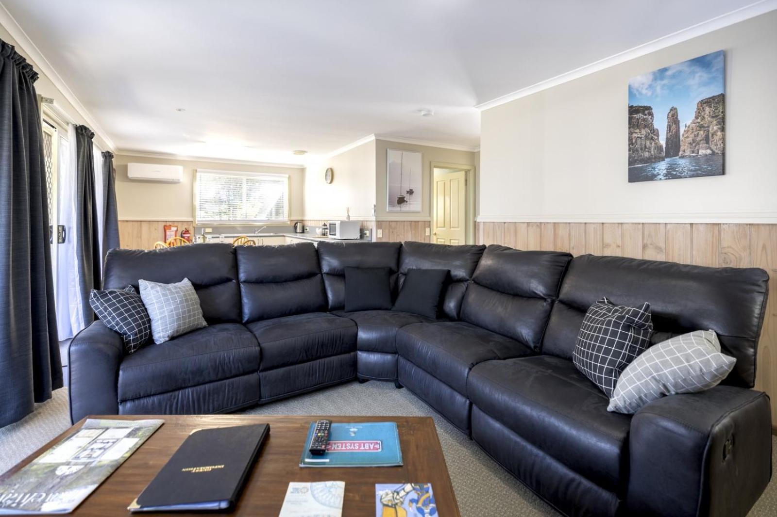 The Crays Accommodation Strahan Buitenkant foto
