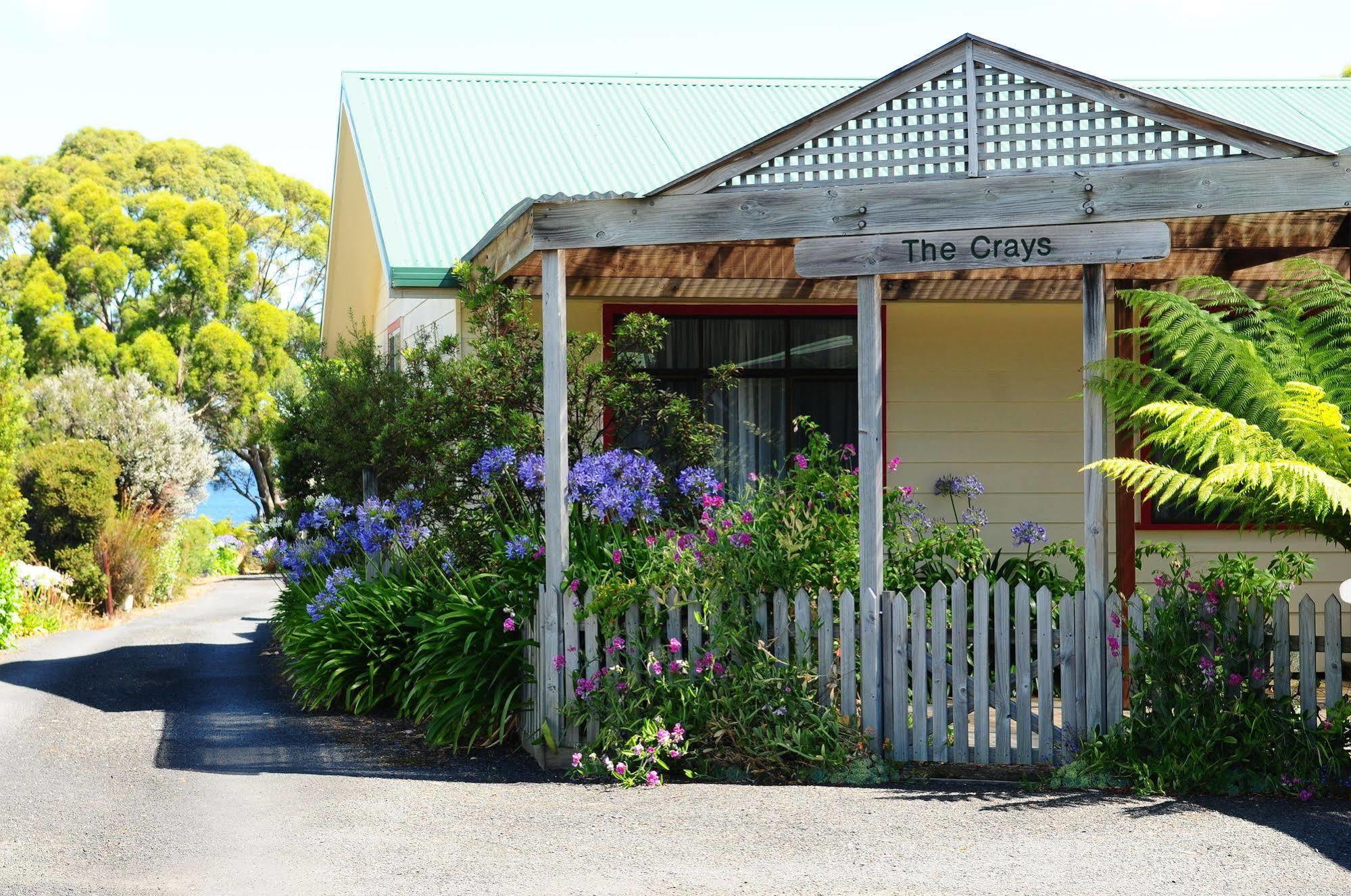 The Crays Accommodation Strahan Buitenkant foto